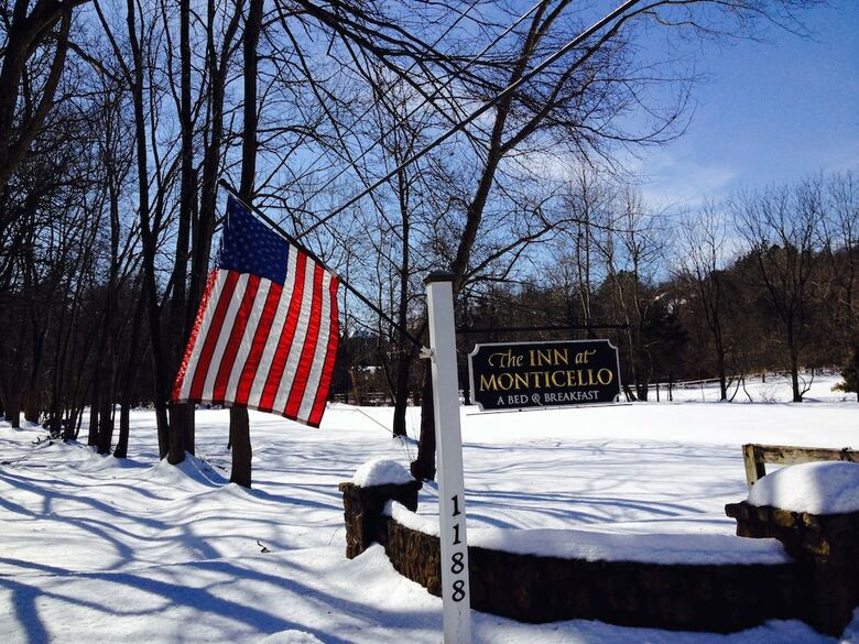 Bed & Breakfast Inn At Monticello