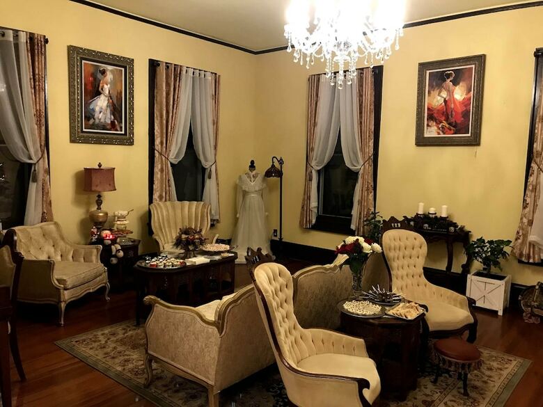 Whole Hearts Bed And Breakfast - Adults Only