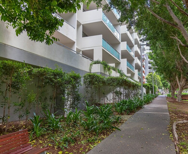 Theodore Apartments