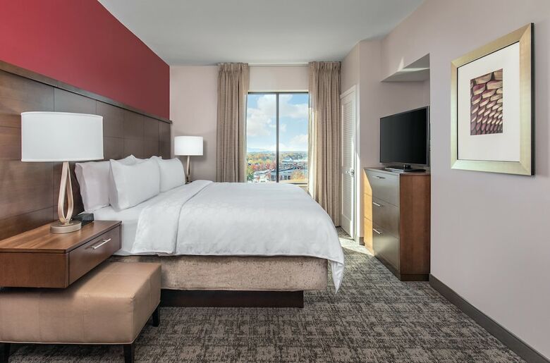 Hotel Staybridge Suites Charlottesville Airport