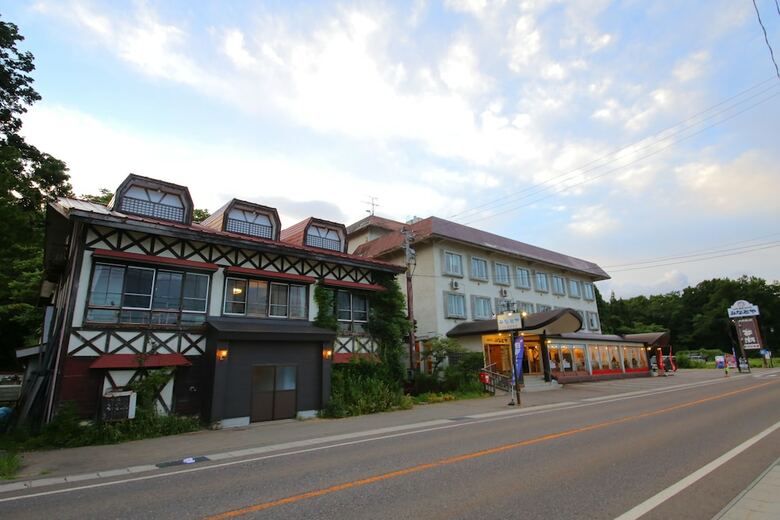 Lake Side Hotel Minatoya