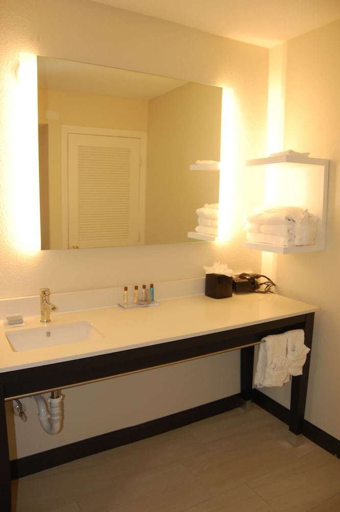 Hotel Hawthorn Suites By Wyndham Indianapolis North