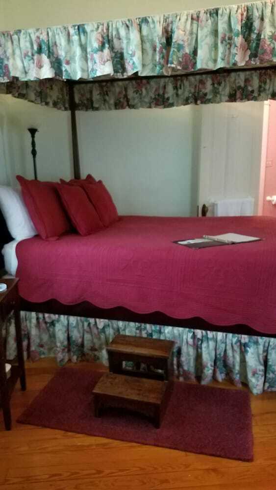 The Ivy - An English Bed & Breakfast