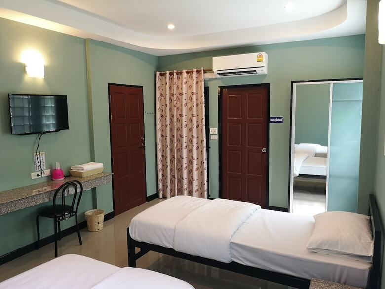 Huaisai Hotel