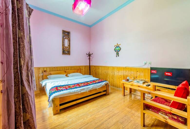 Hotel Taoyuan Sanshe Guesthouse