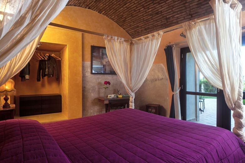 Agroturismo Tenuta Santa Tecla
