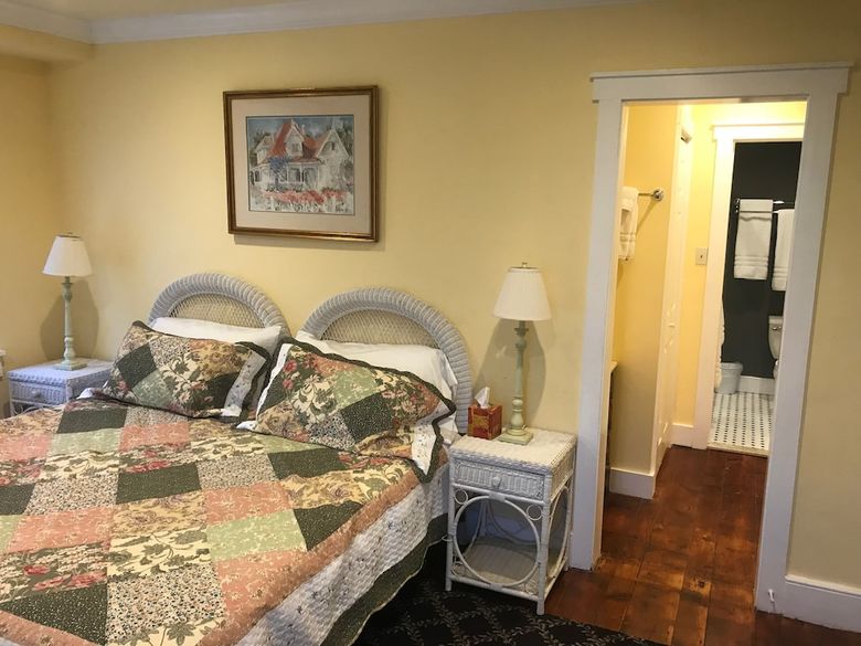 Hotel Stottsville Inn