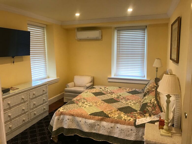 Hotel Stottsville Inn