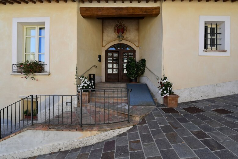 Hotel Molino Del Duca Cesi
