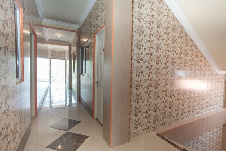 Hotel Reddoorz @ Sedati