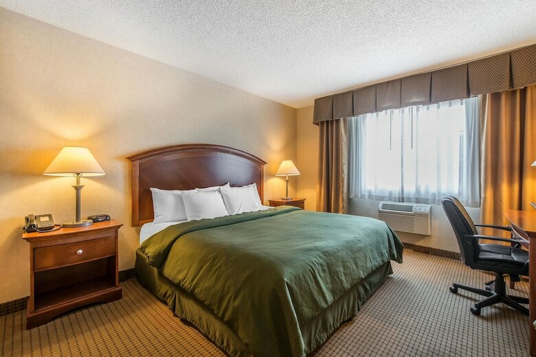 Hotel Baymont By Wyndham Fort Morgan