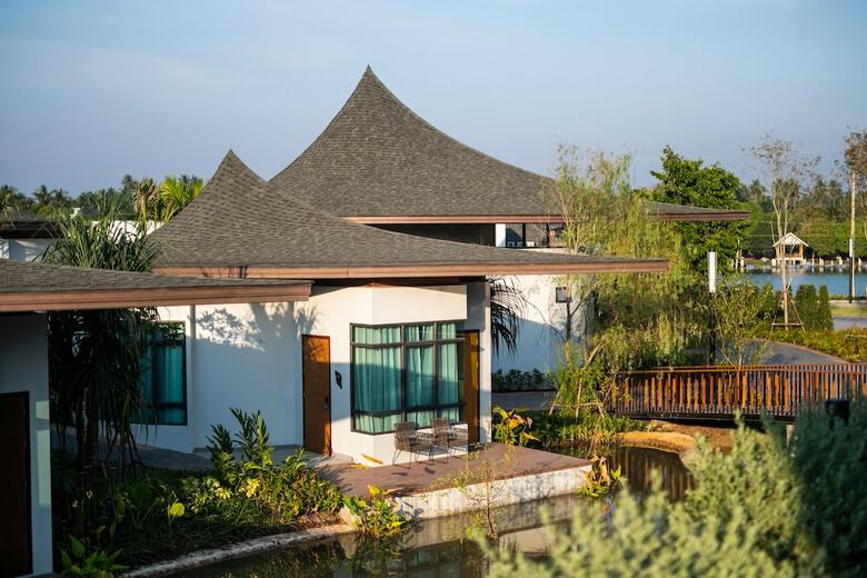 Hotel Na Tree Tara Riverside Resort
