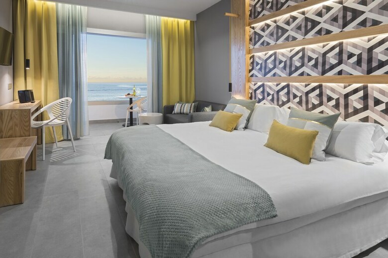 Apartamentos Atlantic Mirage Suites & Spa