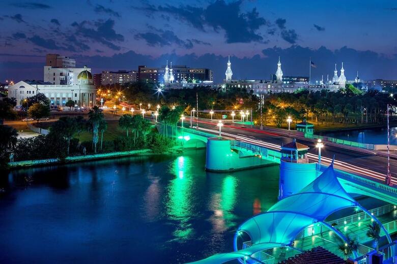 Hotel Sheraton Tampa Riverwalk