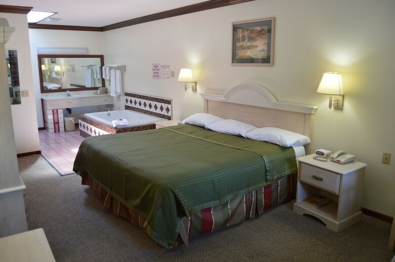 Motel Economy Inn - Akron
