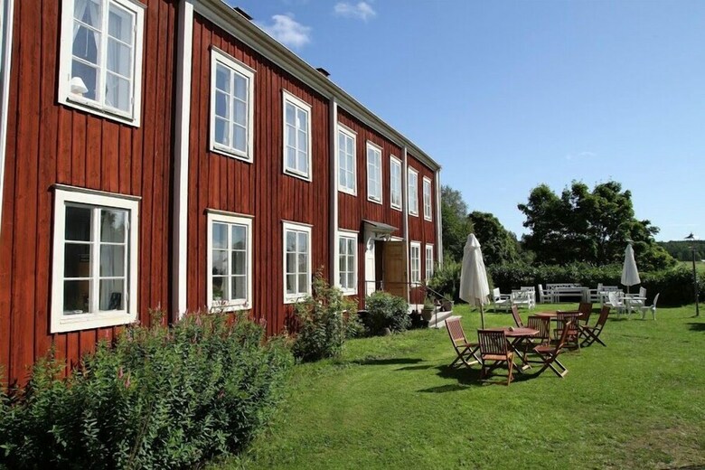 Fr�gsta H�lsingeg�rd Bed & Breakfast