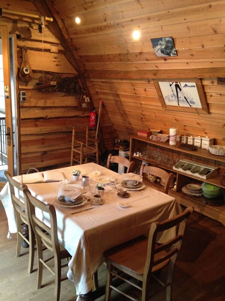 Hotel La Ferme Des Templiers de Fl�chinelle