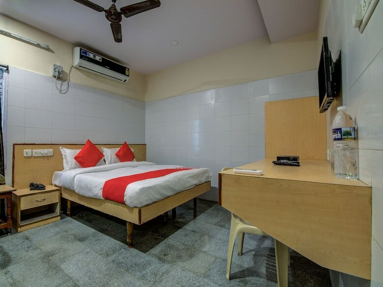Hotel Oyo 14669 Mayur's Residency