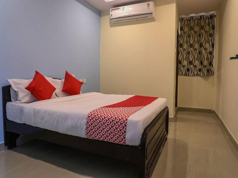 Hotel Oyo 15457 Grd Residency