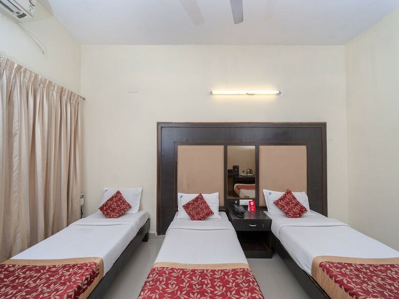 Hotel Oyo 15972 Bhimaas Corporate Residency