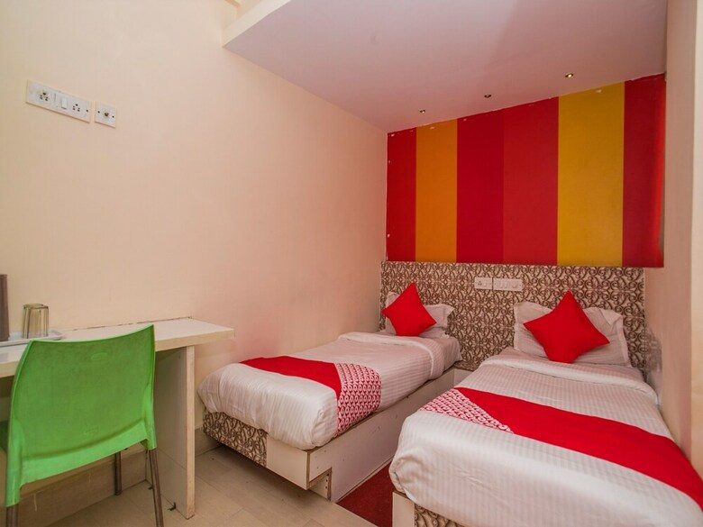 Hotel Oyo 16568 Bhagini Residency