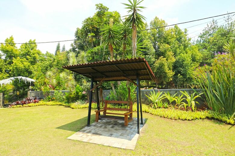 Villa Gardenia Bandung