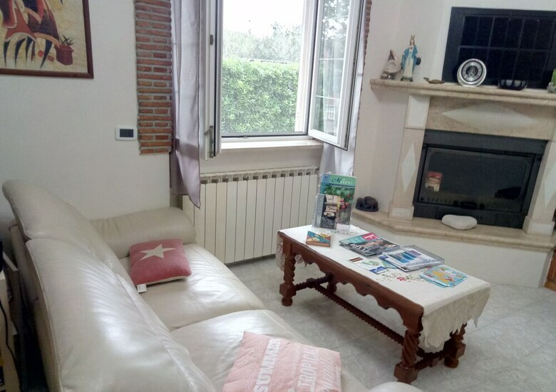 Bed & Breakfast Casadolcecasalatina