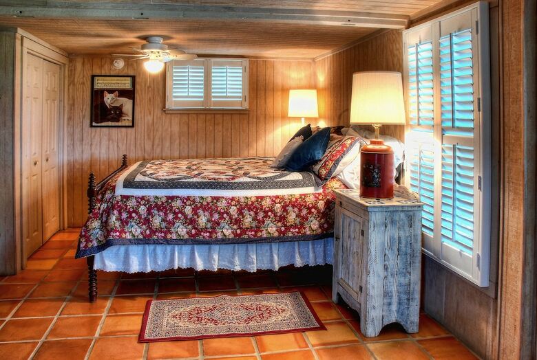 Kuebler Waldrip Haus Bed And Breakfast