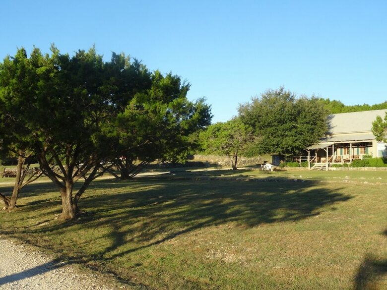 Kuebler Waldrip Haus Bed And Breakfast