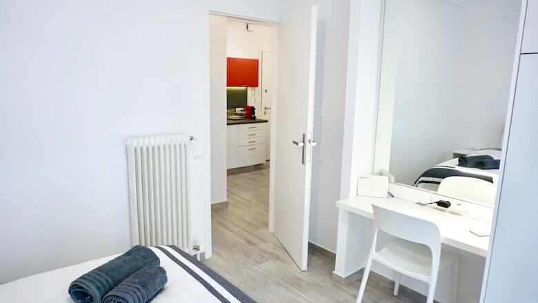 Apartamentos Urban Design Apt In Athens