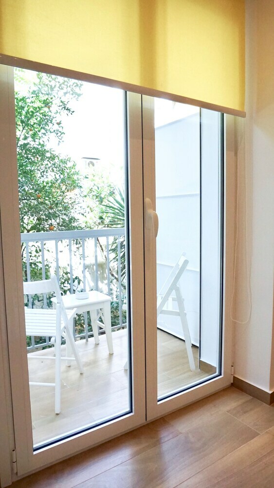 Apartamentos Charming Sunny Studio In Athens