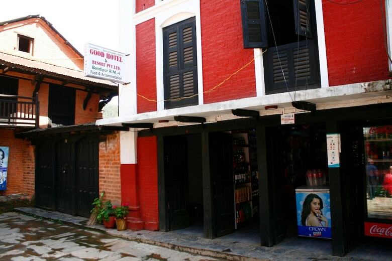 Hostal Good Hotel And Resort