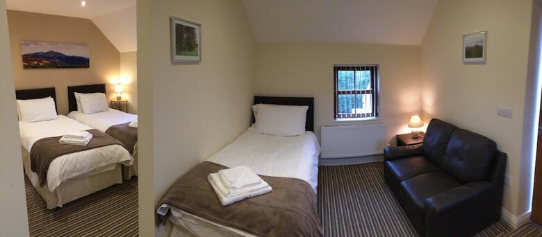 Hotel The Courtyard Rooms