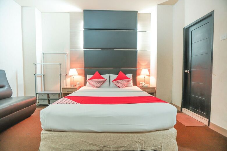 Oyo 180 Hotel Mirah