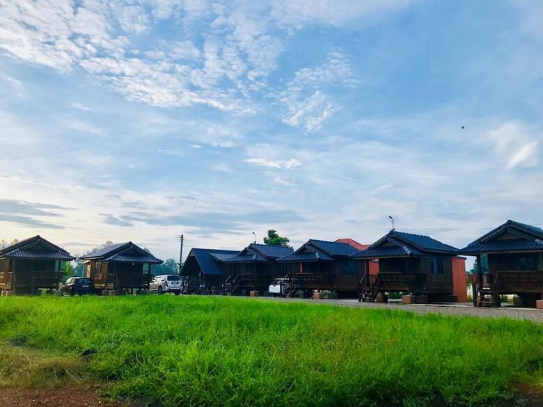 Hotel We Care Resort