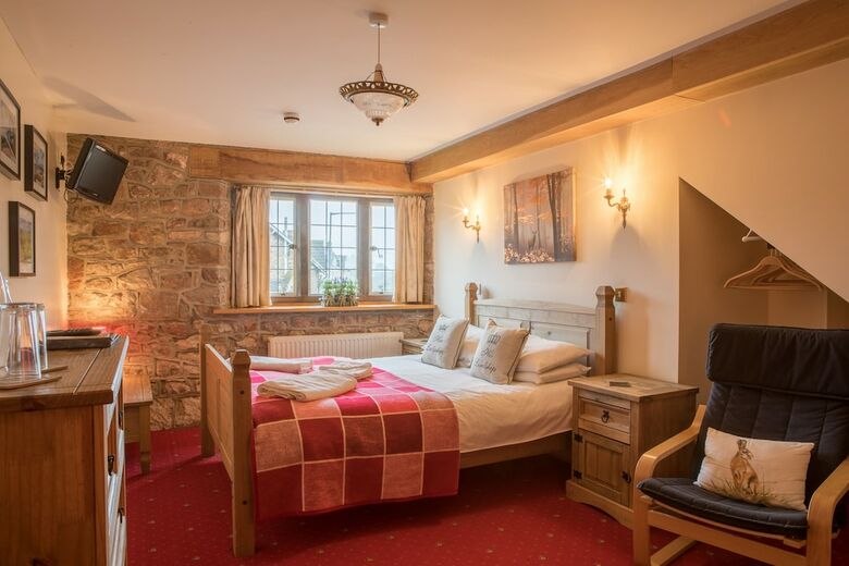 Posada George Inn & Millingbrook Lodge