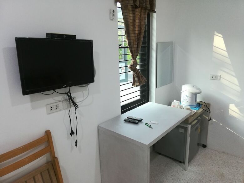 Hotel Sroe Ground Homestay