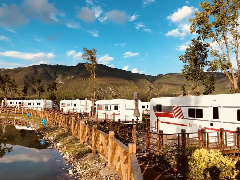 Micheng Rv Lijiang Camping
