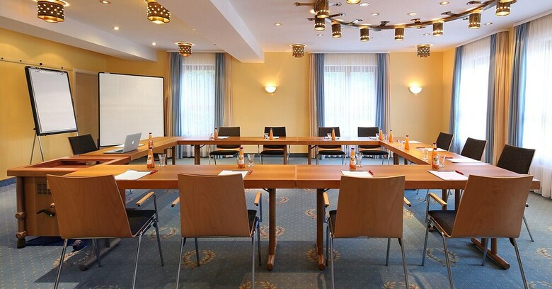 Hotel K�hlichs Paradeism�hle