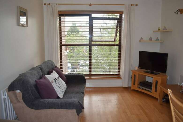 1 Bedroom Apartment In Ranelagh