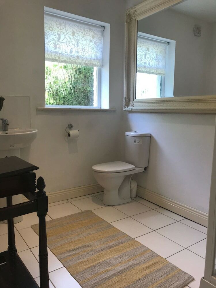 Cosy Dublin City Views Home