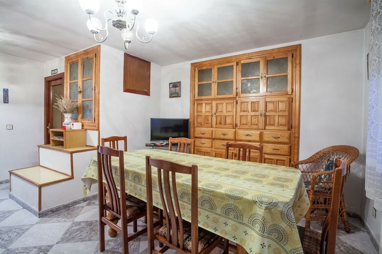 Agroturismo Casa Rural El Cerro Y El Front�n
