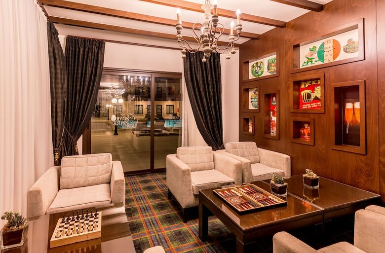 Oscar Park Hotel