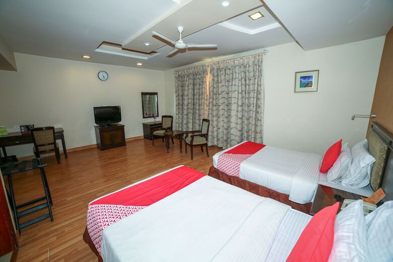 Hotel Capital O 5752 Tuma Park Adityaz