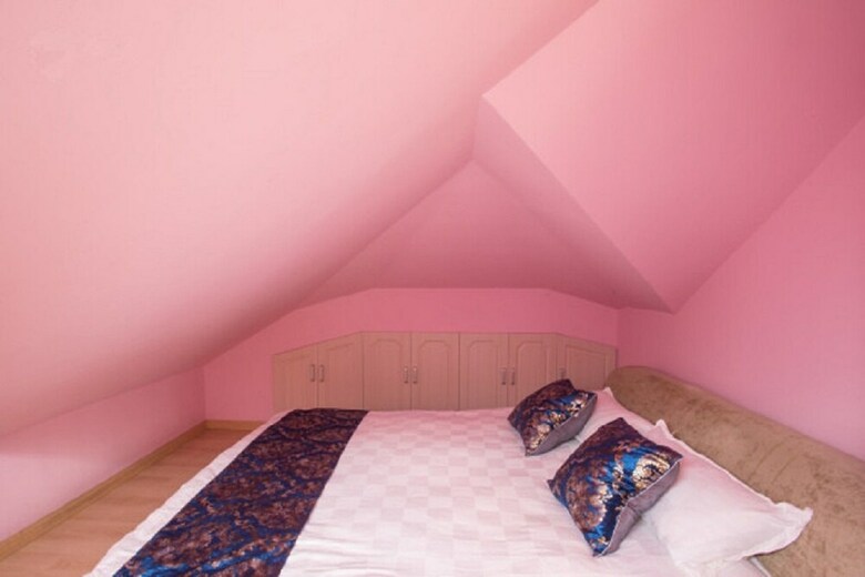 Jhouse Hongqiao Duplex Apartment