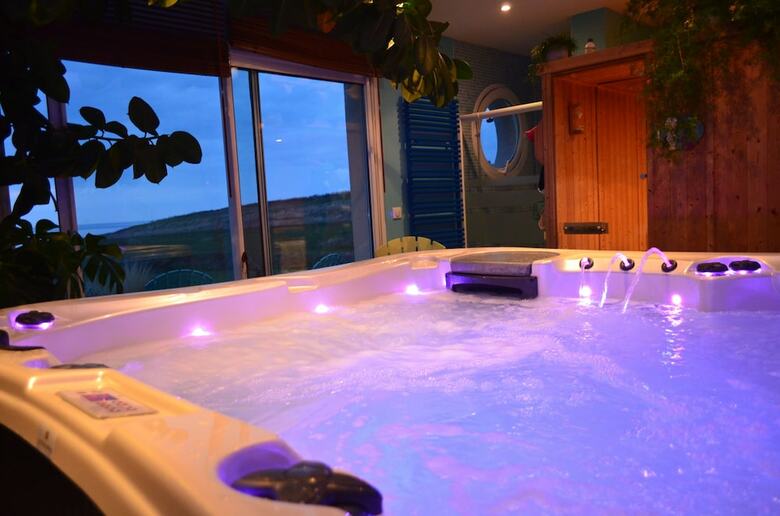 Hotel Fen�tres Sur Mer