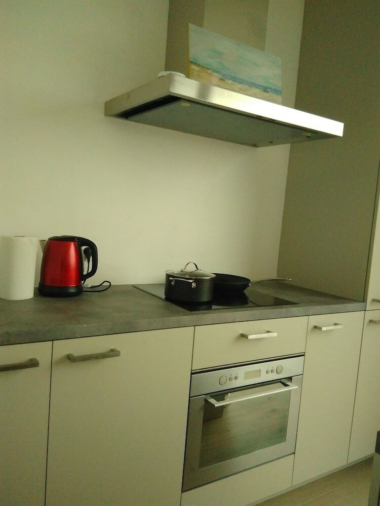 Fully Equipped Sunny Apartment