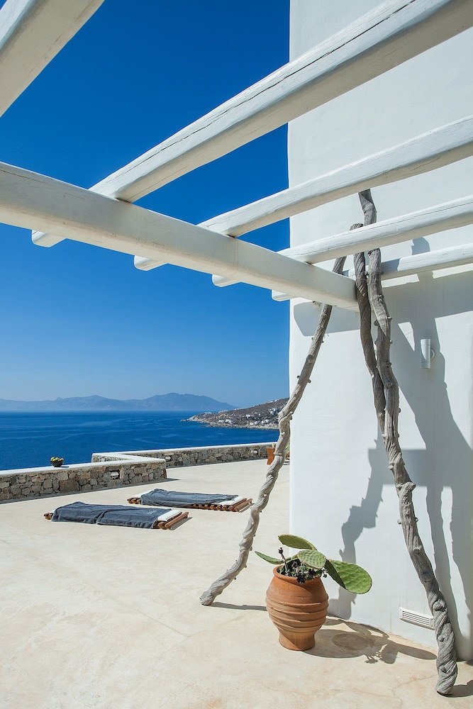 Villa Corina By The Pearls Collection