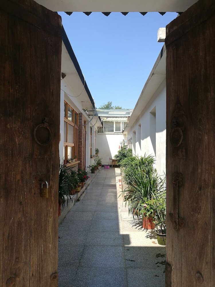 Hotel Manhong's Private Courtyard