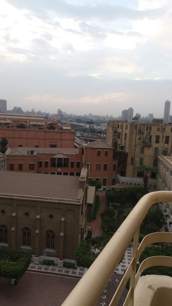 Grand Palace Hotel